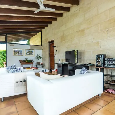 度假居 Suite De La Casa En El Pinar Biniancolla